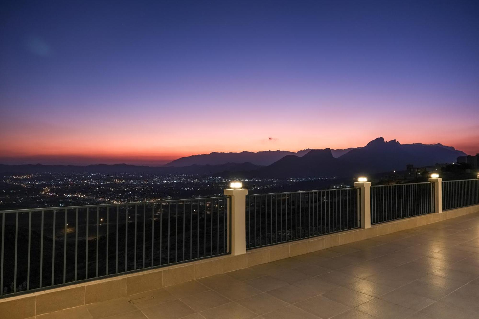 Sunset Sky Hotel Misfāh Exterior photo